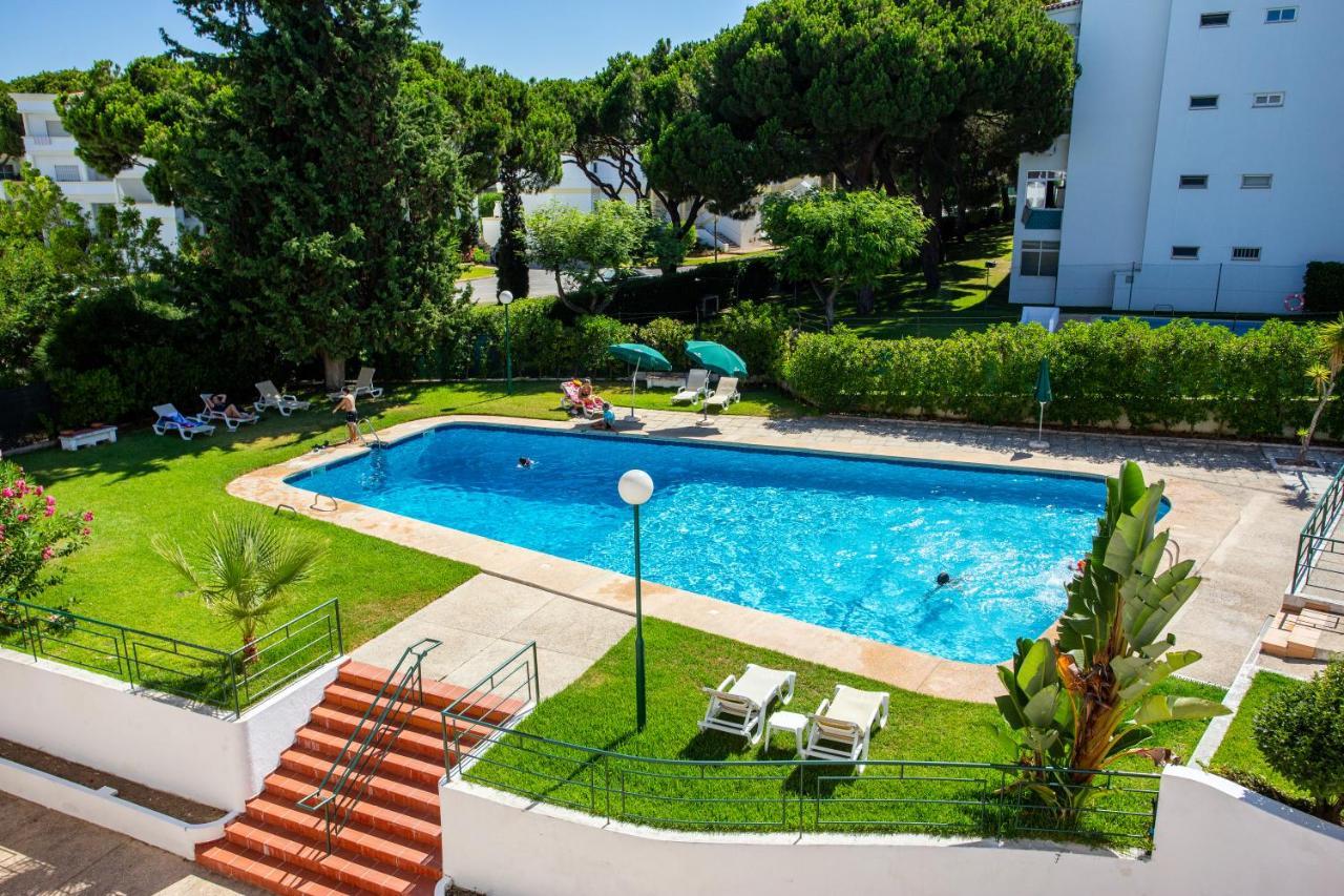 Host Wise - Bright Cozy Flats W Terrace & Pool Lägenhet Quarteira Exteriör bild