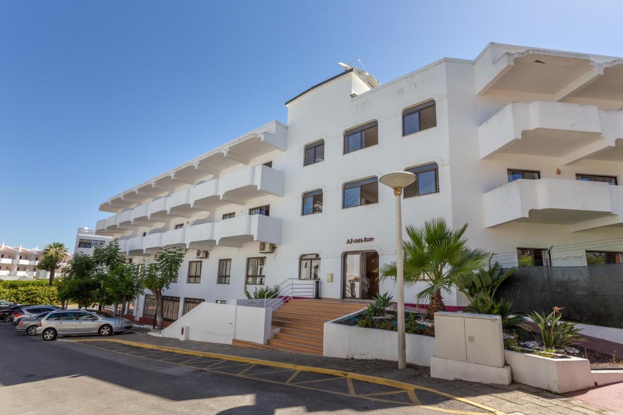 Host Wise - Bright Cozy Flats W Terrace & Pool Lägenhet Quarteira Exteriör bild